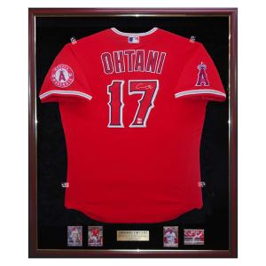 大谷翔平 直筆サイン入り エンゼルス オーセンティック ユニフォーム レッド 額装 ウッド / Shohei Ohtani 4/6再入荷分｜cardfanatic