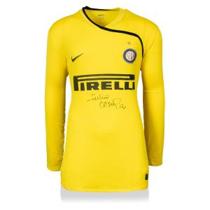 ロビー・ファウラー 直筆サインユニフォーム (Treble Winning