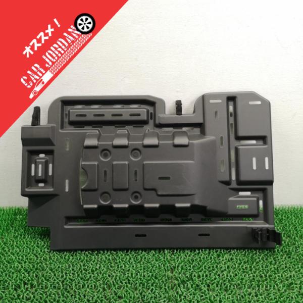 ▼R35【グローブボックス下パネル】68921-JF01A　H24 日産 GT-R Premium ...