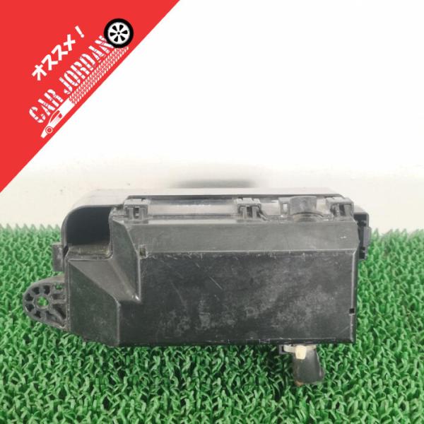 ▼S321V【エンジンルーム　ヒューズボックス】82661-B5020　H24 ダイハツ ハイゼット...