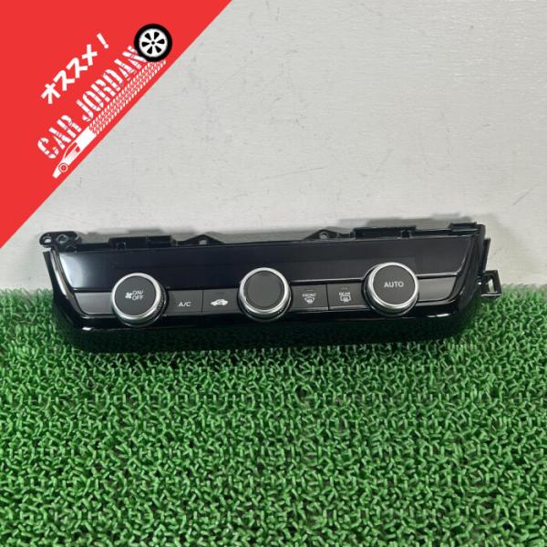 フィット ハイブリッド GR3【エアコンスイッチパネル】79610-TZB-J531-M1　R4 ホ...