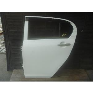 プレオプラス DBA-LA300F 左RドアASSY
