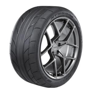 NT 555R2 P275/50R15 101W｜carparts-choice