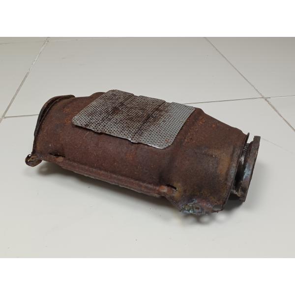 【即決】 日産 レパードUF31 前期  触媒 20802-58S26(20802-58S27)  ...