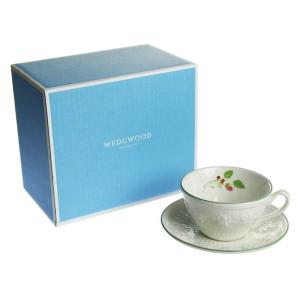 Wedgwood (ウェッジウッド) フェスティビティ ラズベリー 磁器 ティーカップ&ソーサー並行輸入品｜cathy-life-store