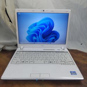 Win11☆Webカメラ内蔵Core i3 LIFEBOOK PH74/C｜catnet-store