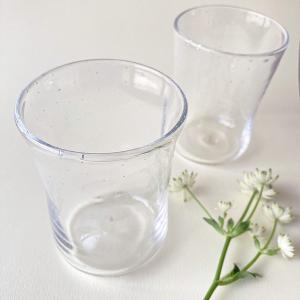 タンブラー グラス コップ 円筒型 吹きガラス tonari ガラス食器 透明グラス 気泡模様｜cayest