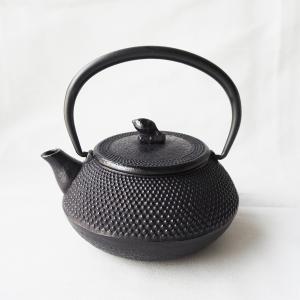 空間鋳造 南部鉄器急須 Egg 中 新品未使用 南部鉄器 急須 空間鋳造 Egg 中 黒 0.4L 日本製 爆買 : designshop