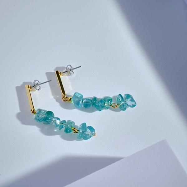 ピアス アパタイト 天然石 さざれ石 さざれ スティック アクセサリー ゴールド 揺れる ロング 透...