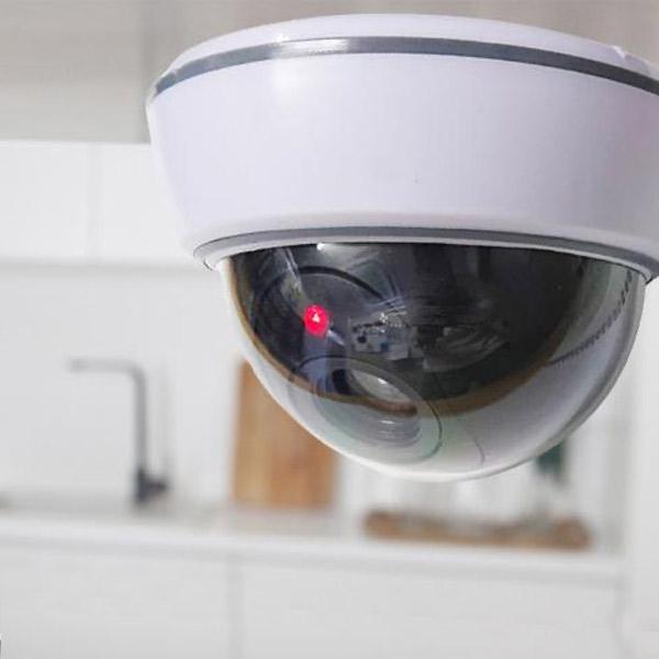 防犯カメラ ダミーカメラ 点灯 監視 監視カメラ 天井 設置 室内 万引き 防止 イタズラ 玄関 事...