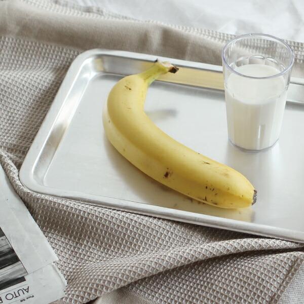 アルミトレー 給食バット カフェトレイ 角盆 アルミ シルバー 軽量 懐かしい レトロ キッチン用品...