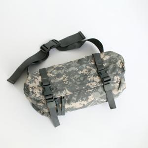 ミリタリー 軍放出品 ウエストバッグ ショルダーバッグ デジカモ デジタル 迷彩 デッドストック U.S. アメリカ軍  MOLLE 2 UCP