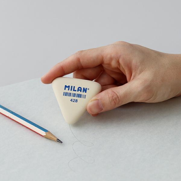 消しゴム 文房具 シンプル おしゃれ 海外 スペイン MILAN ミラン 428 三角形 消しゴム