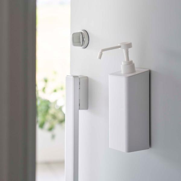 スプレーボトル 正規品 TOWER タワー マグネットアルコール除菌スプレーボトル 500mL 玄関...