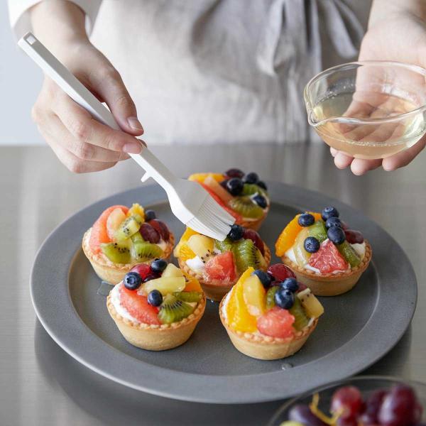 料理刷毛 tower タワー シリコーン調理ハケ 直置き 食洗機対応 料理用ハケ 油引き 山崎実業 ...