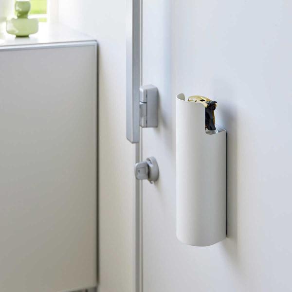 スプレーホルダー tower タワー マグネット目隠しスプレーホルダー 壁付け 壁掛け マグネット収...