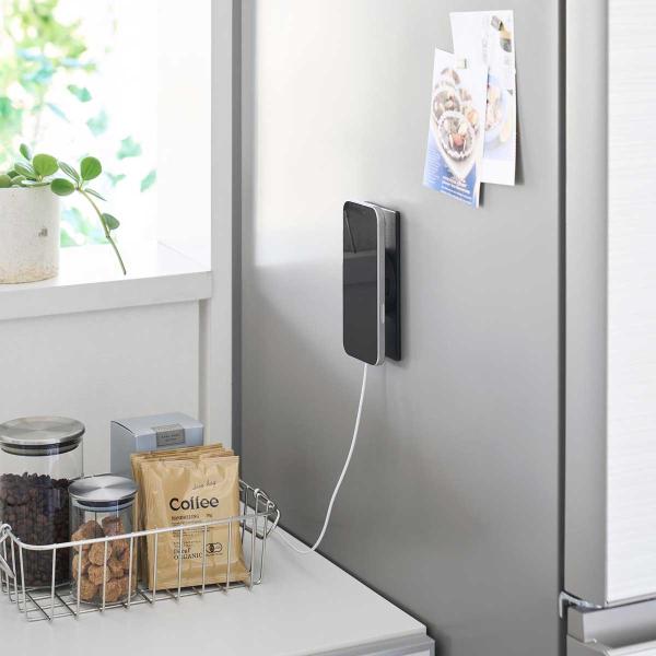 スマホ充電ホルダー tower タワー マグネットスマートフォン充電ホルダー 壁付け 壁掛け ワイヤ...