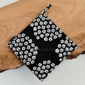 マリメッコ ポットホルダー プケッティ ブラック×ホワイト