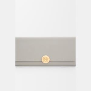 ロエベ ぺブルコンティネンタルウォレット シャイニーナパカーフ サンド アナグラム 長財布 ロングウォレット ベージュ 中古 送料無料 ぺブル コンティネンタル ウォレット（シャイニーナパカーフ