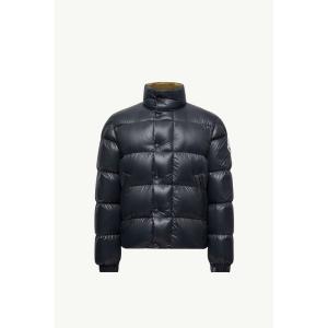 2025/26秋冬 MONCLER モンクレール メンズPIUMINO CORTO TRIPITIダウンジャケット【nero 】【送料無料】【正規品】
