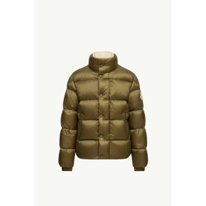 2025/26秋冬 MONCLER モンクレール メンズPIUMINO CORTO TRIPITIダウンジャケット【verde scuro 】【送料無料】【正規品】