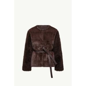 2025/26秋冬 MONCLER モンクレール レディースPIUMINO CORTOダウンジャケット【marrone scuro 】【送料無料】【正規品】