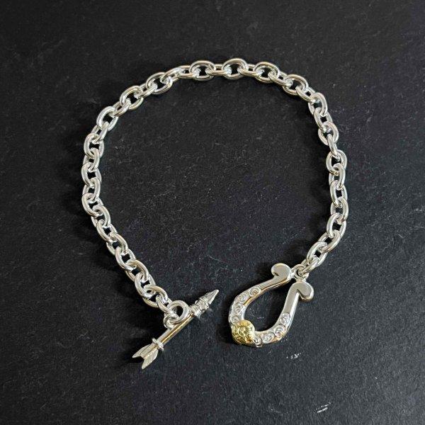 ファーストアローズ K18付カラ草彫りHorseshoe T bar Bracelet ブレスレット...
