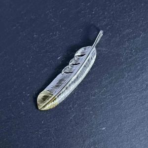 FIRST ARROW's ファーストアローズ K18インディアンフラワー付き FIRST ARROW's ファーストアローズ K18インディアンフラワー付き