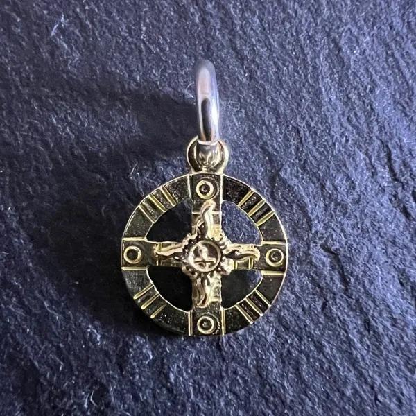 ファーストアローズ K18 MedicineMark Metal (L) ペンダントトップ P-77...