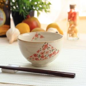花ちらしお茶漬け碗 国産 美濃焼 ご飯茶碗よりちょっと大きい茶碗 丼
