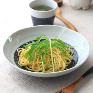 パスタ鉢 6.8寸 藍シノギカンナ 国産 美濃焼 食器 和食器 器 皿 陶器 磁器 おしゃれ かわいい 一人暮らし 和食 和皿 深鉢 煮物鉢 大鉢｜セラポッケ かわいい陶器のお店