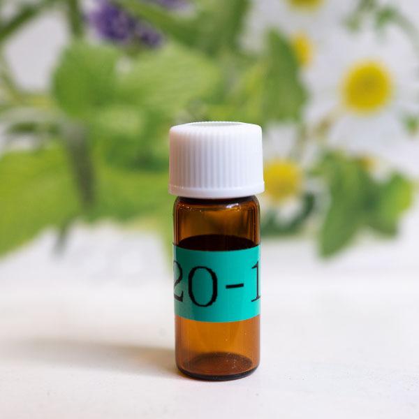 レシピオイル2020-01(ラヴィンツァラ、ユーカリラディアタ、マンダリン、ローレル) メール便 送...