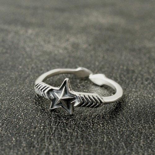 Cody Sanderson W-SMALL ARROW SMALL STAR FREE RING