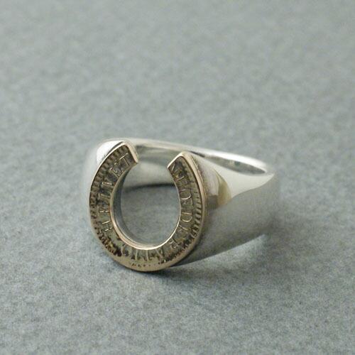 Atease HORSE SHOE RING 10K GOLD