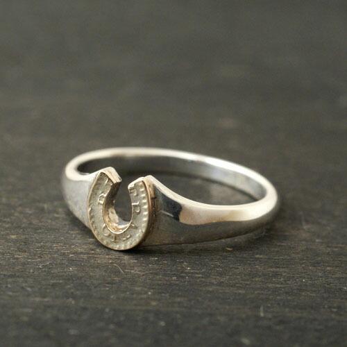 Atease HORSE SHOE SMALL RING SV&amp;K10 GOLD