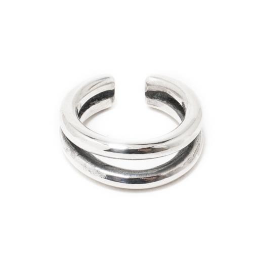 スノーマン向井康二さん着用モデル・mollive OVERLAP EAR CUFF SILVER92...