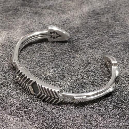 Cody Sanderson OPPOSING ARROWS BRACELET