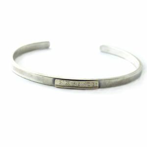 モリーヴ mollive HEMATITE STAR BRACELET SnomMan目黒蓮さん着用