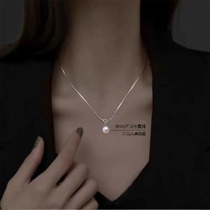 SWAROVSKI（スワロフスキー） 花籠 フラワーバスケット ネックレス