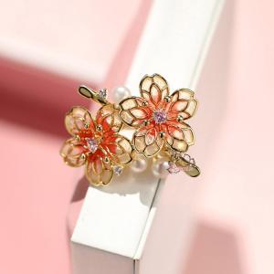 CHANEL（シャネル） ブローチ ピンブローチ アクセサリー カメリア