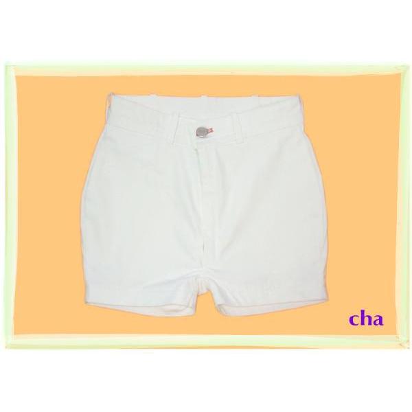 Summer White Short Pants M4