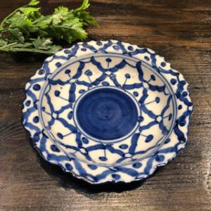 【花型ギザギザ皿 13cm】 花型　お皿 青白食器 盛り皿 陶器　深皿 タイ料理 アジアン料理 タイ...