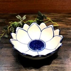 【青白陶器 花型ボール皿14cm 】小皿　小鉢 青白陶器 青白食器 パイナップル柄 陶器　タイ料理 ...