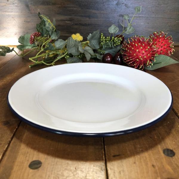 【ホーロー平皿：白20cm】ホーロー　白　皿 タイ料理　エスニック料理 タイ雑貨　アジアン雑貨 食器...