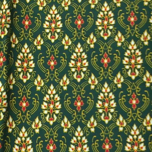 【送料無料】（タイバテック　NO41　大柄　緑）　タイ生地・古典柄・マルチカバー・タイ雑貨