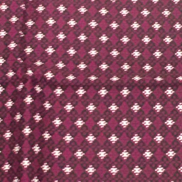 【送料無料】（バティックNO21 幾何学 赤紫）タイ生地・古典柄・マルチカバー・タイ雑貨