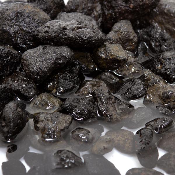 形状お任せ　浅間溶岩石　小粒サイズミックス（約１〜７ｃｍ）　１Ｌ　無選別タイプ　アクアリウム　レイア...