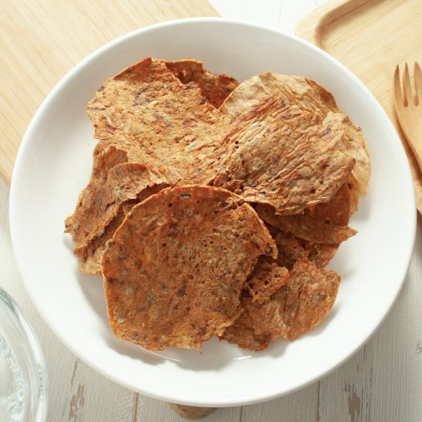 国産　鮭チップス　３０ｇ　素材１００％　犬猫用おやつ　ＰａｃｋｕｎｘＣＯＣＯＡ