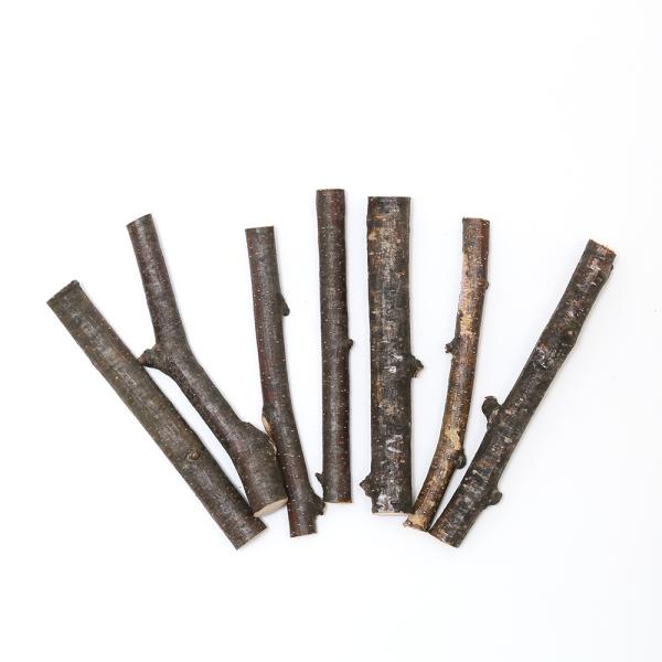 かじり木　国産　しらかばの木　中枝　７本入　小動物　おもちゃ　無添加　無着色　白樺　うさぎ　ハムスタ...