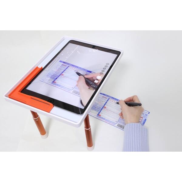 アイアイサポーター２ iPhone・iPadの機能である拡大表示機能を弱視の方でも使いやすくするサポ